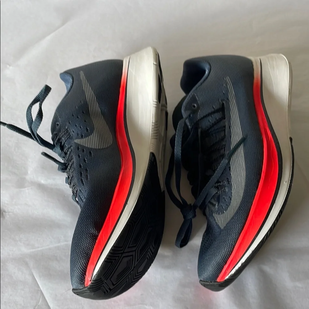 Nike Zoom Fly in neon orange and‎ Gray Nike racing NWOT